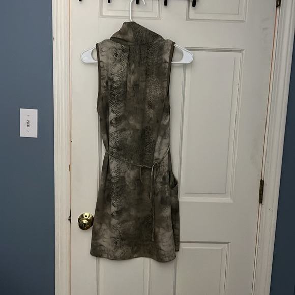 Aritzia Wilfred Dress - Picture 3 of 4